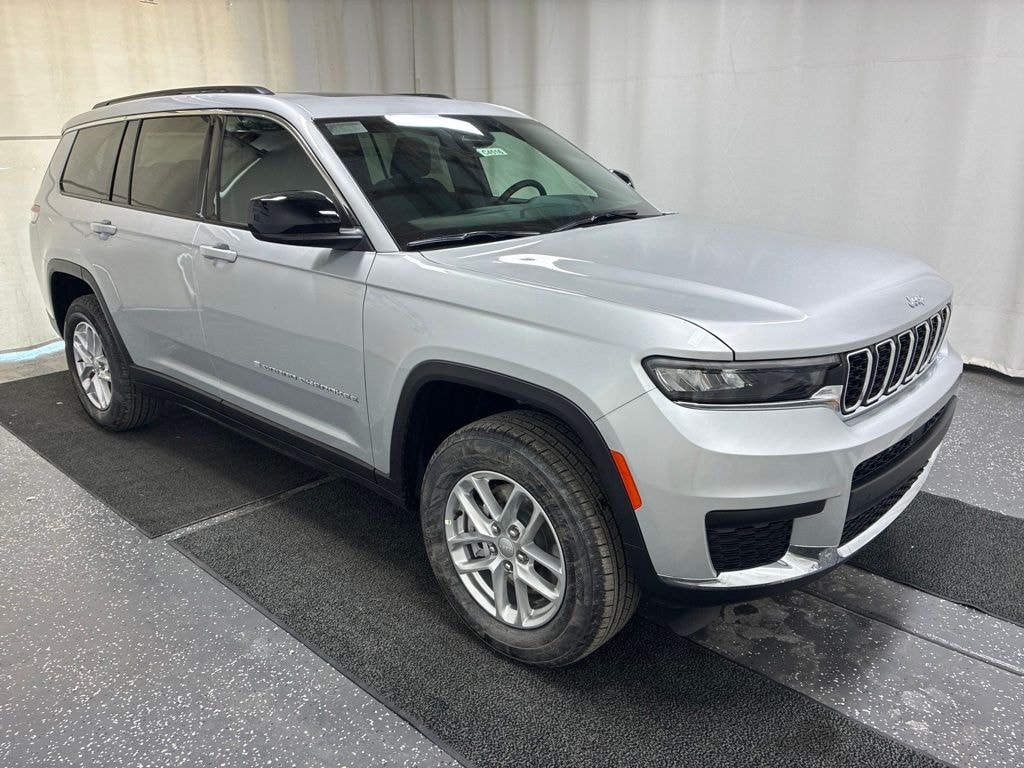 New 2026 Jeep Grand Cherokee L LAREDO X 4X4 Sport Utility