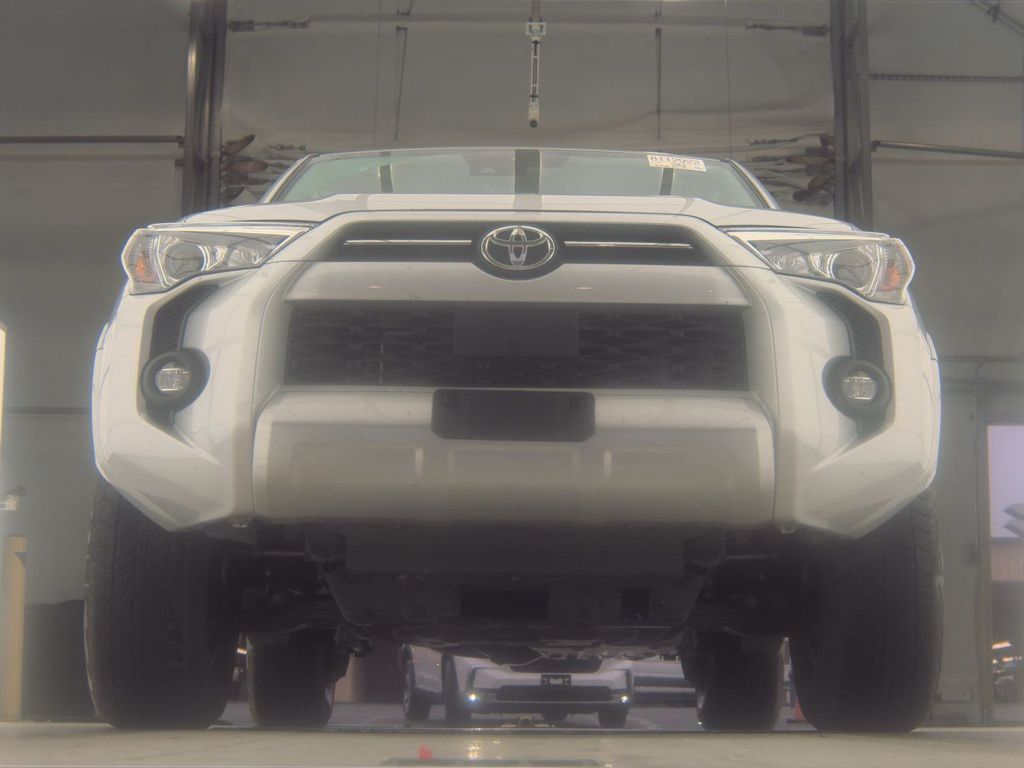 2024 Toyota 4Runner TRD Premium photo 2