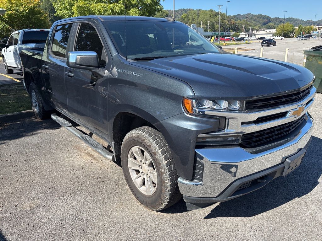 2019 Chevrolet Silverado 1500 LT photo 3