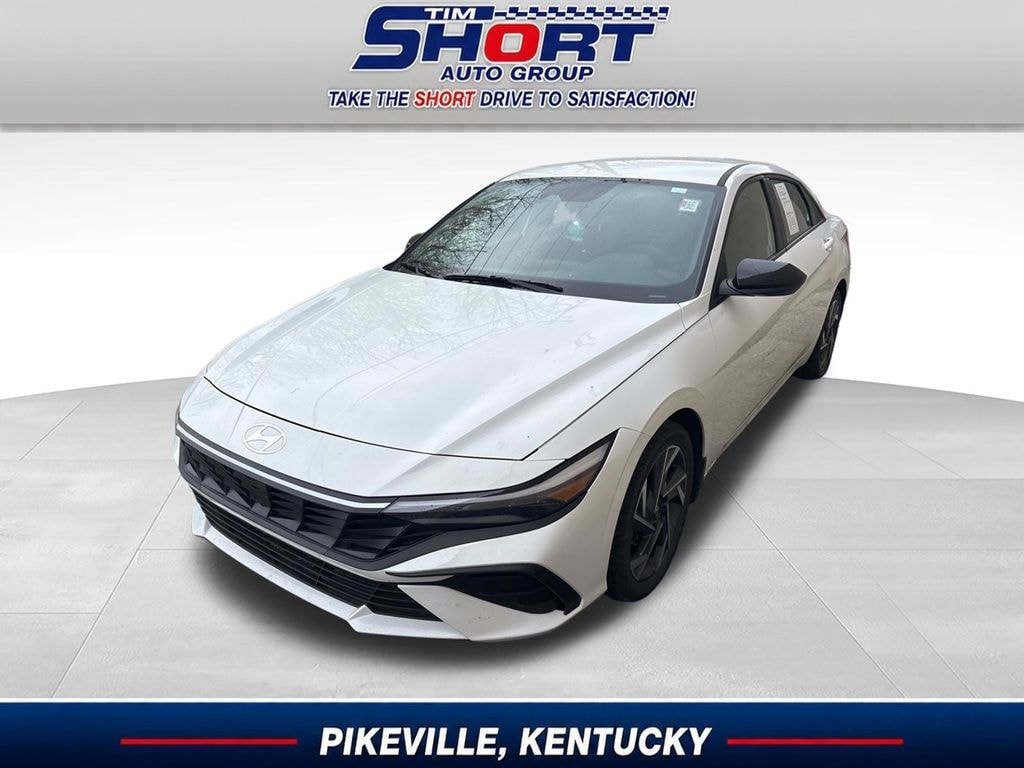 Used 2025 Hyundai Elantra SEL Sport Sedan