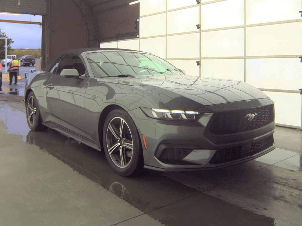 2024 Ford Mustang photo 3