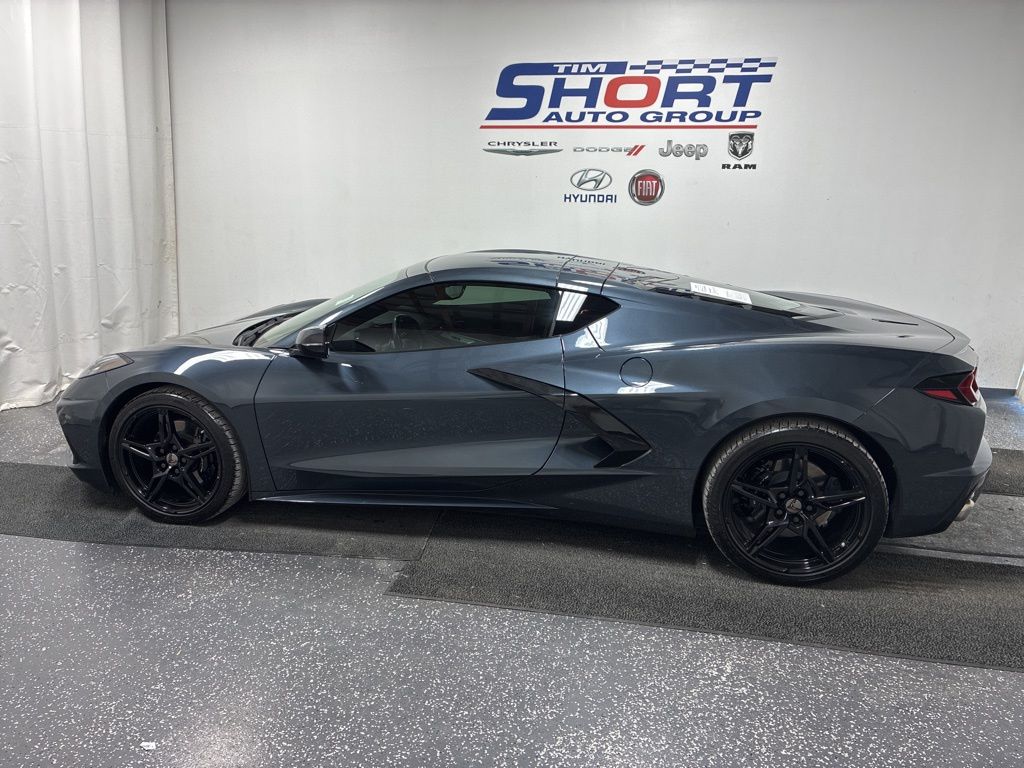 2020 Chevrolet Corvette Stingray 1LT Coupe photo 2