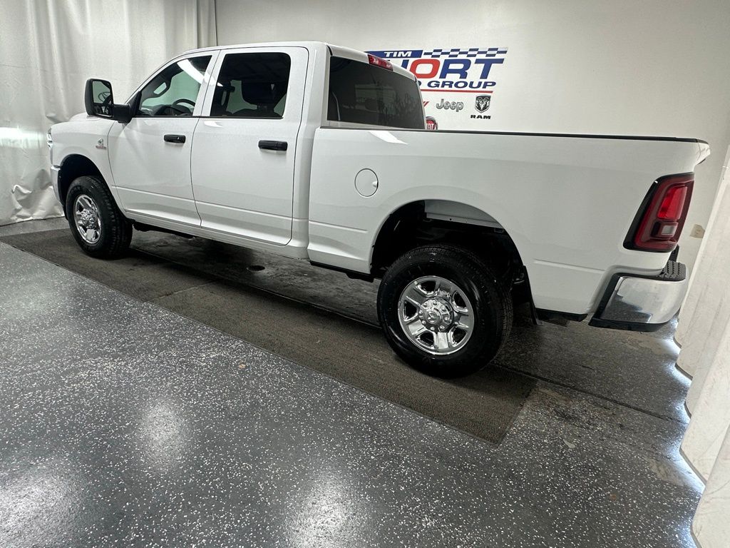 2026 Ram 2500 Tradesman photo 4