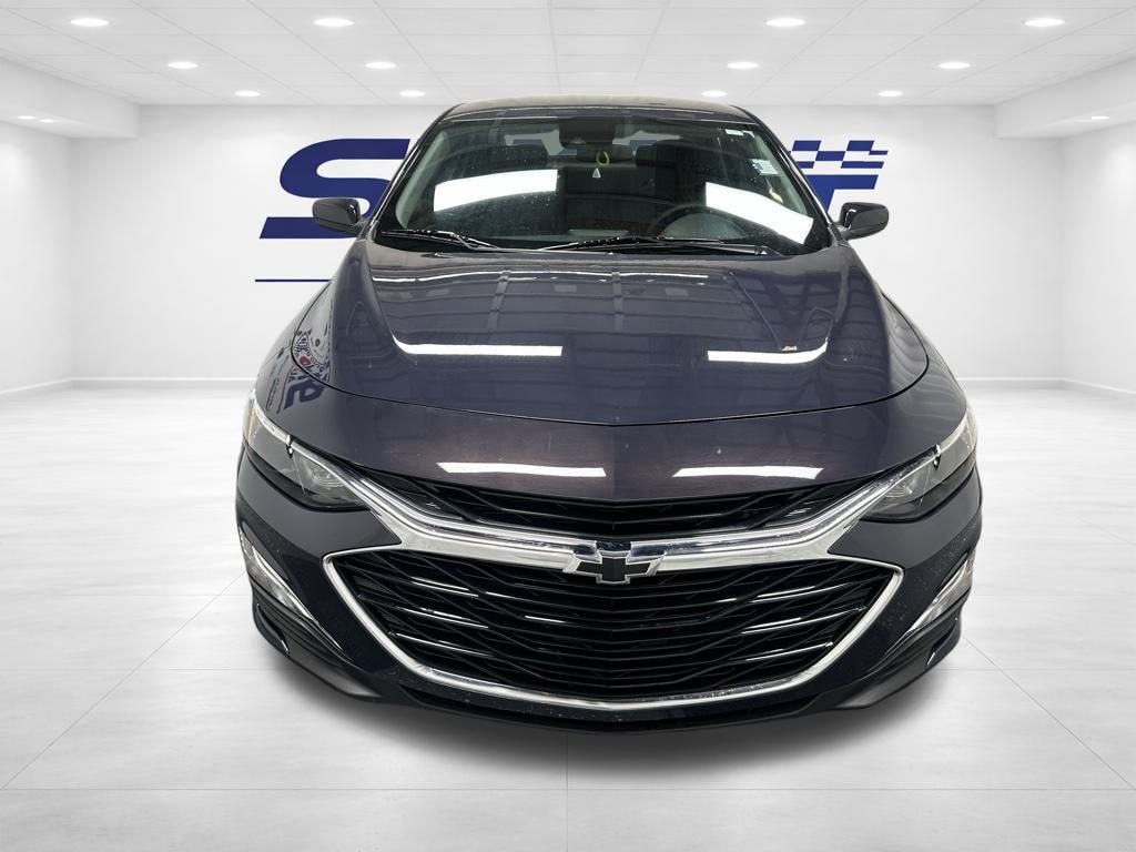 Used 2025 Chevrolet Malibu RS Sedan