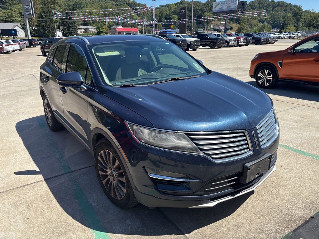 2017 Lincoln MKC Reserve photo 3