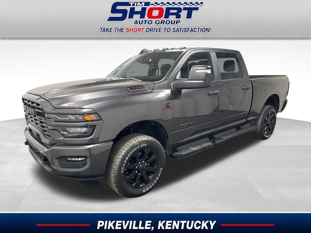 New 2025 Ram 2500 BIG HORN CREW CAB 4X4 6'4 BOX Pickup