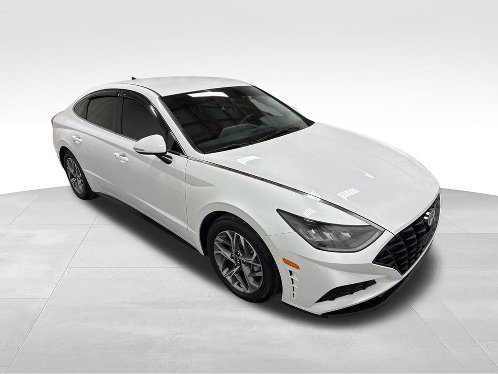 Used 2023 Hyundai Sonata SEL Sedan