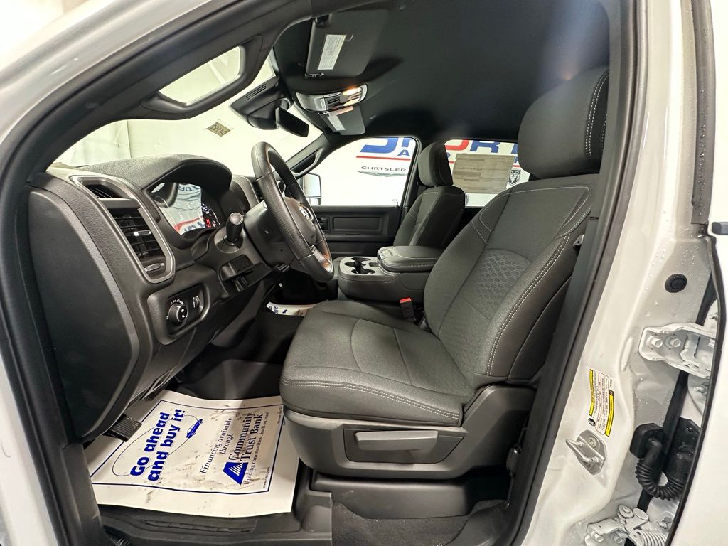 2026 RAM 2500 Tradesman - Photo 10
