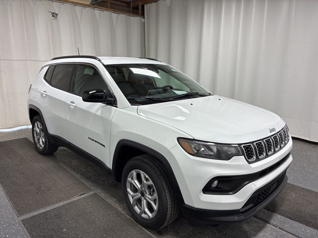 New 2026 Jeep Compass LATITUDE ALTITUDE 4X4 Sport Utility