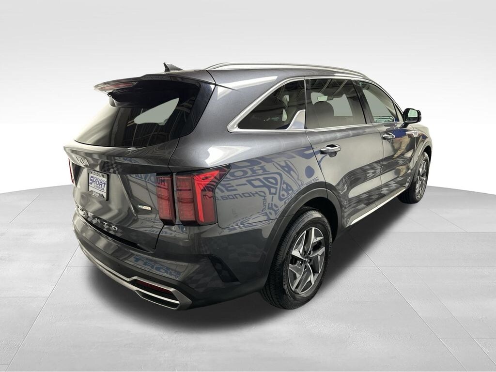 Used 2022 Kia Sorento Hybrid S SUV