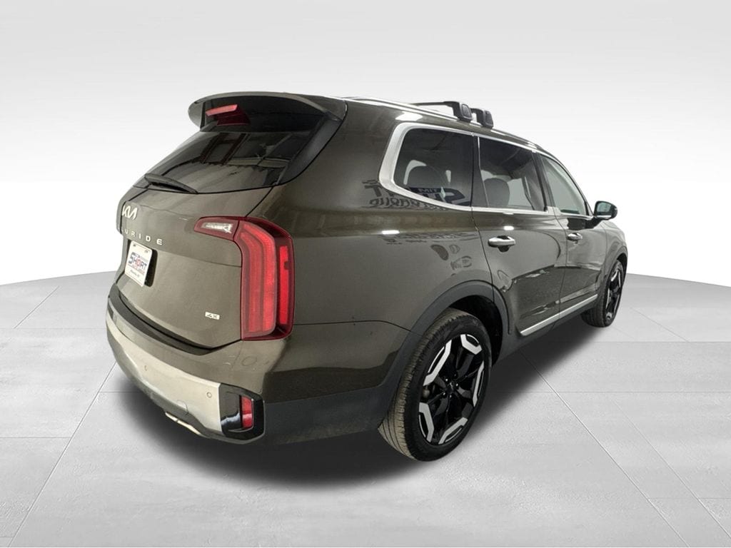 Used 2025 Kia Telluride S SUV