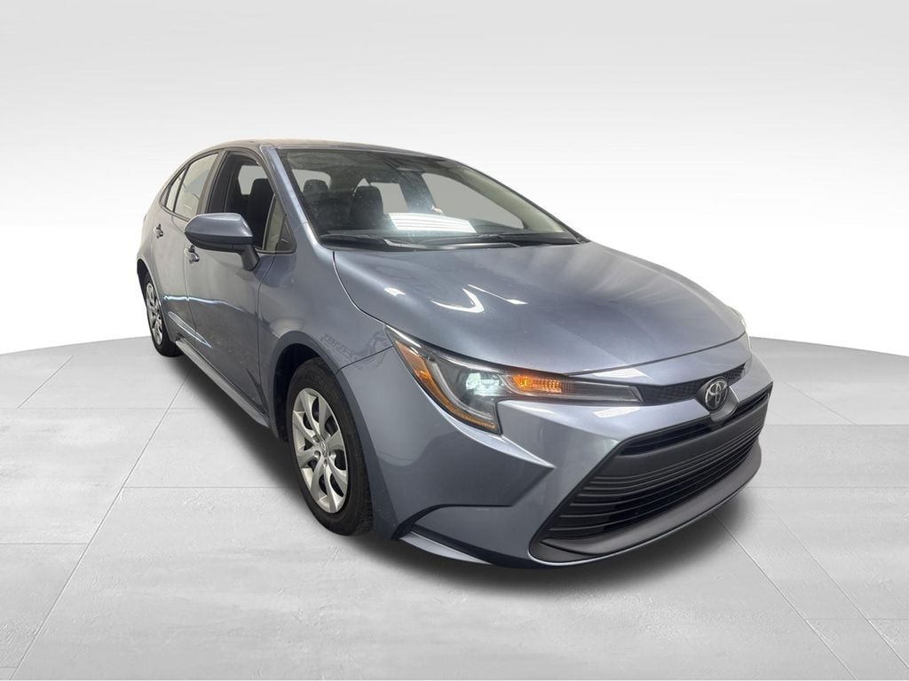 Used 2025 Toyota Corolla LE Sedan