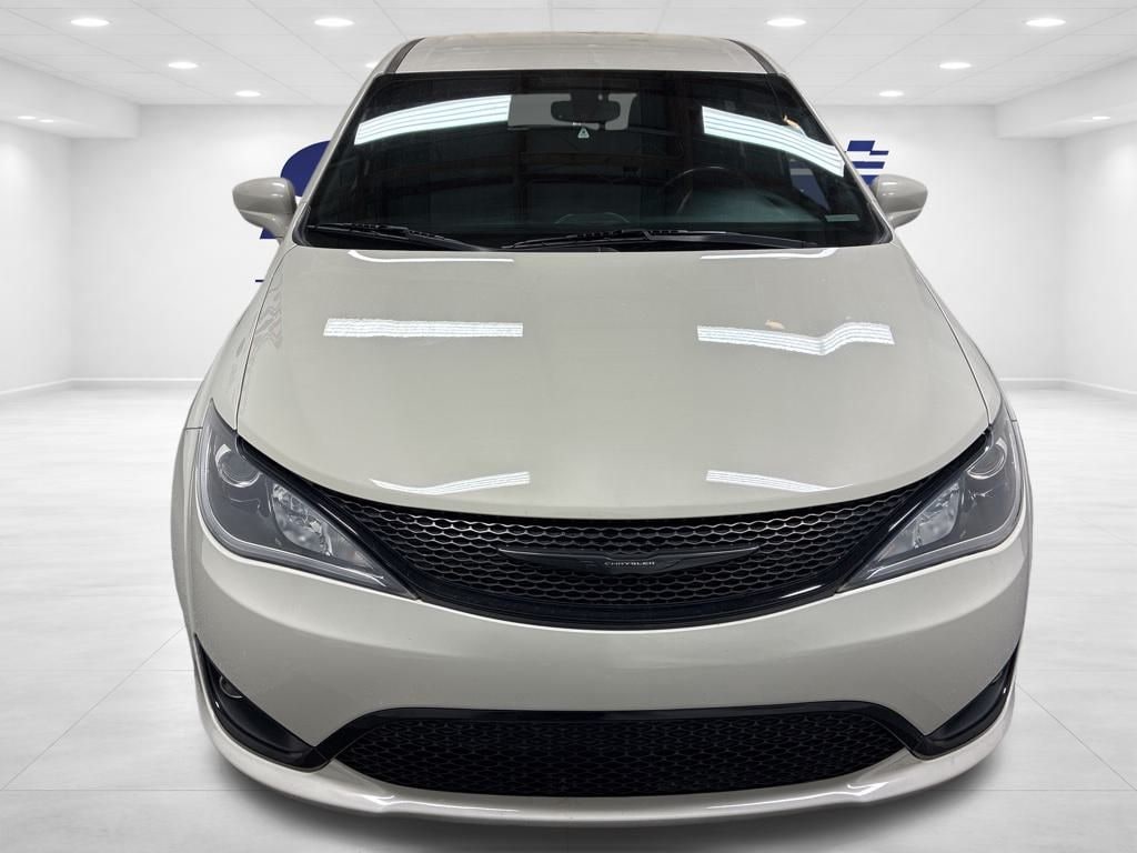 Used 2020 Chrysler Pacifica Touring Van Passenger Van