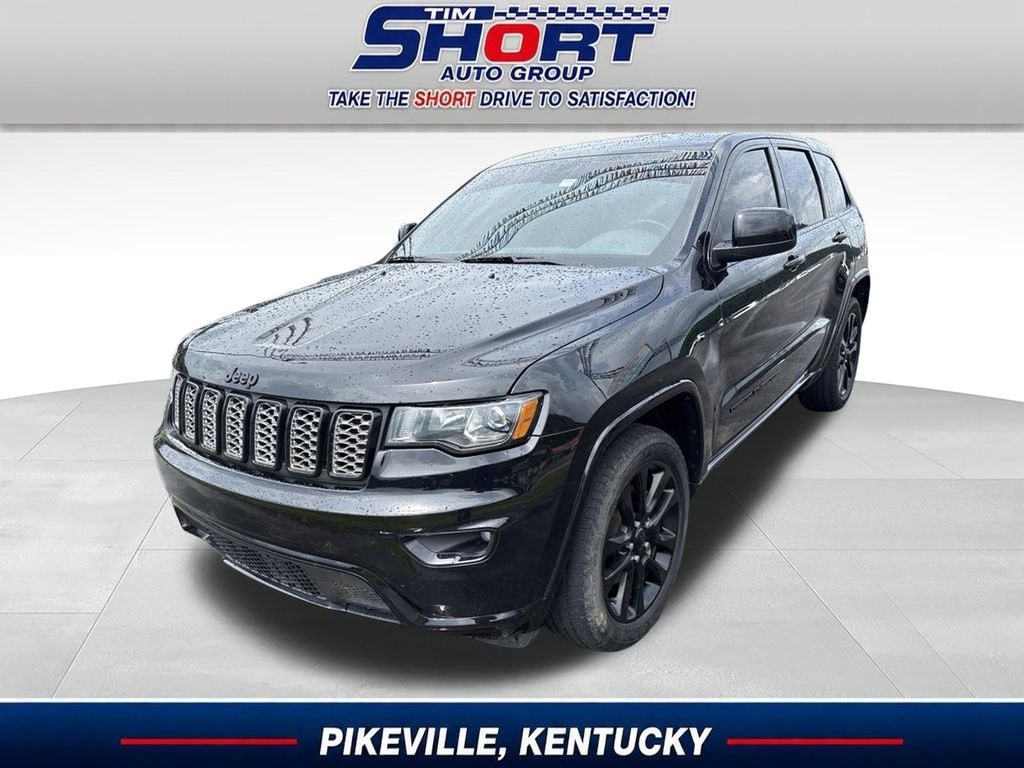 Used 2020 Jeep Grand Cherokee Laredo SUV
