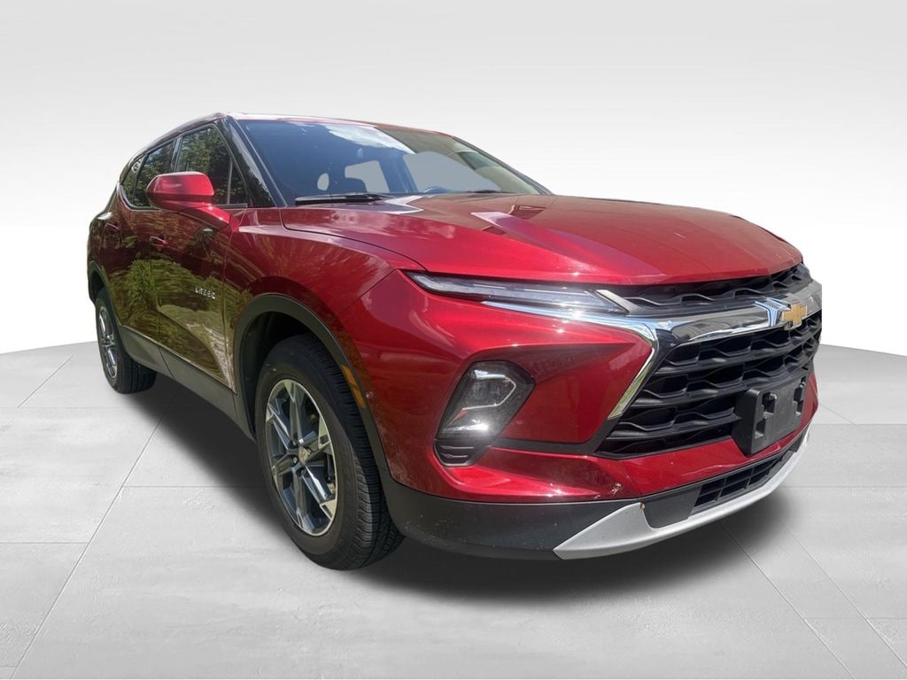 Used 2025 Chevrolet Blazer LT w/2LT SUV