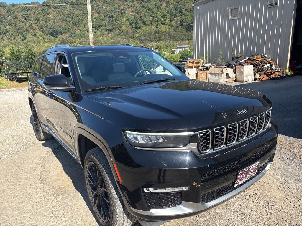 2021 Jeep Grand Cherokee L Summit photo 2