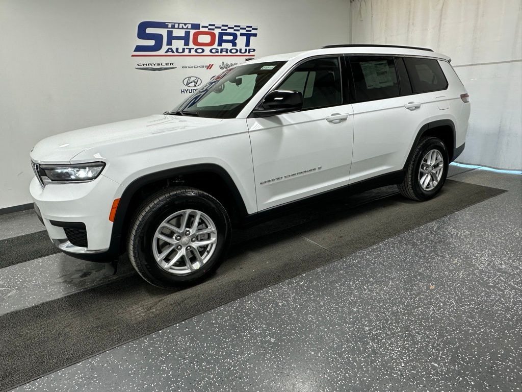 New 2025 Jeep Grand Cherokee L LAREDO X 4X4 Sport Utility