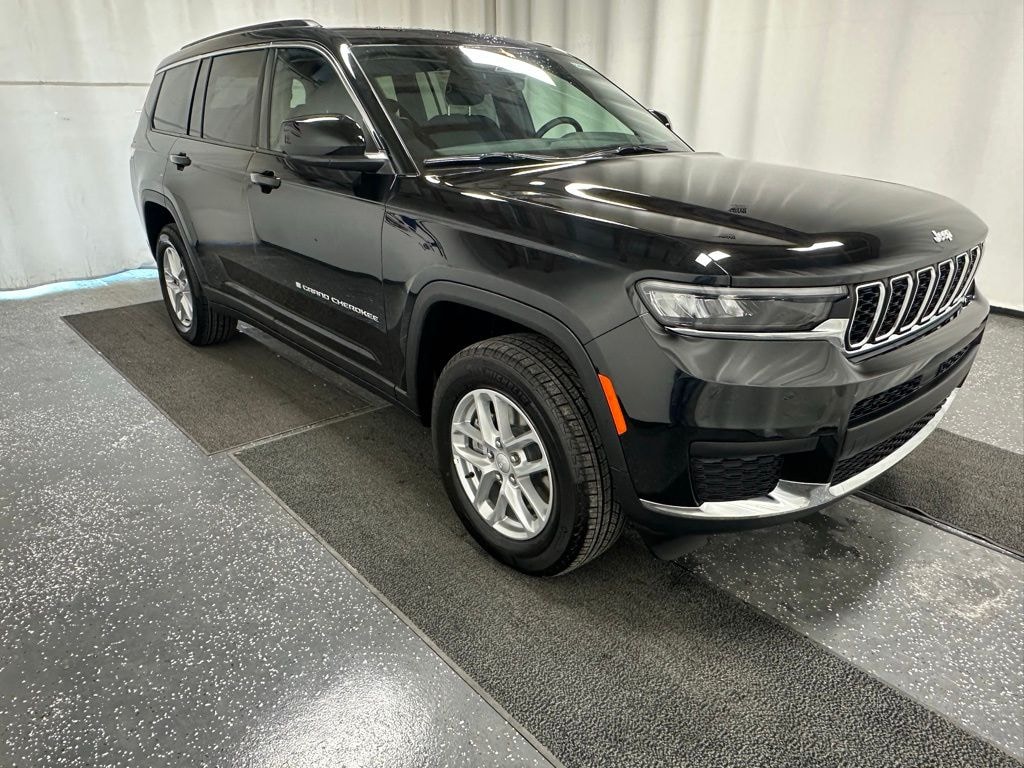 New 2025 Jeep Grand Cherokee L LAREDO X 4X4 Sport Utility