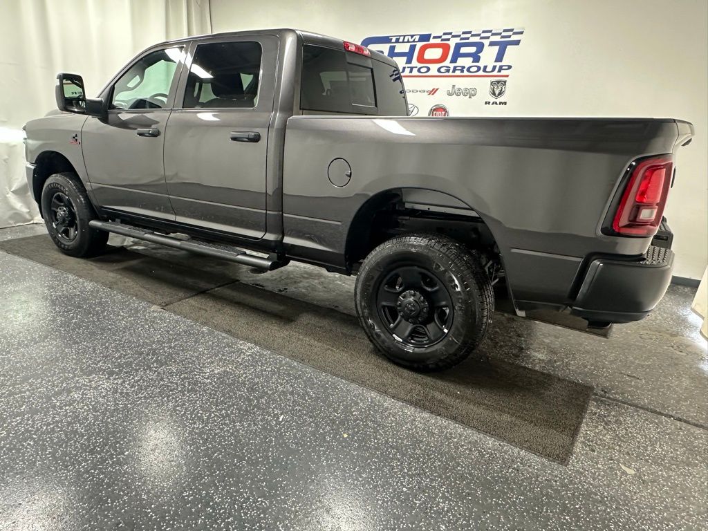 2026 Ram 2500 Tradesman photo 4