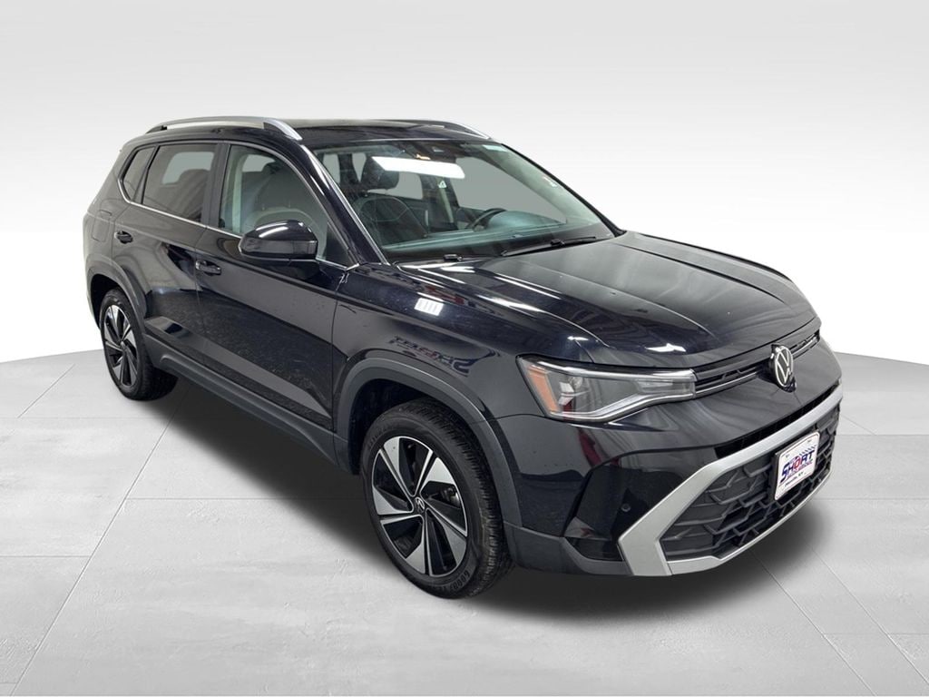 Used 2025 Volkswagen Taos 1.5T SE SUV
