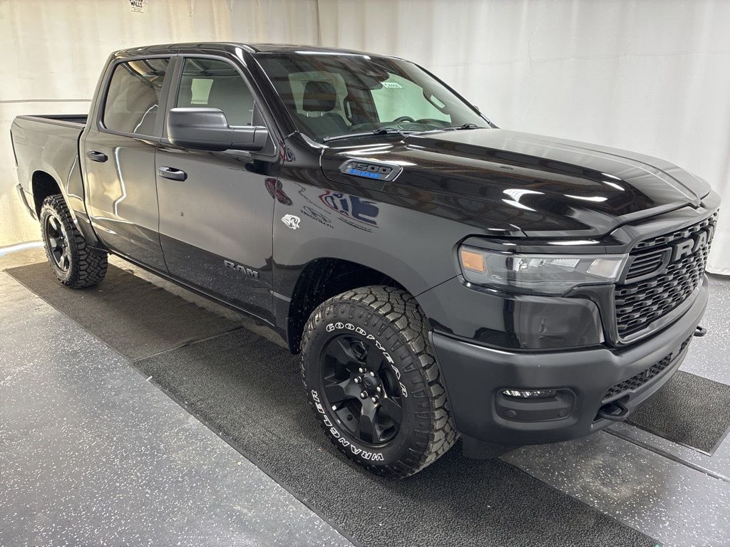 New 2026 Ram 1500 WARLOCK CREW CAB 4X4 5'7 BOX Pickup