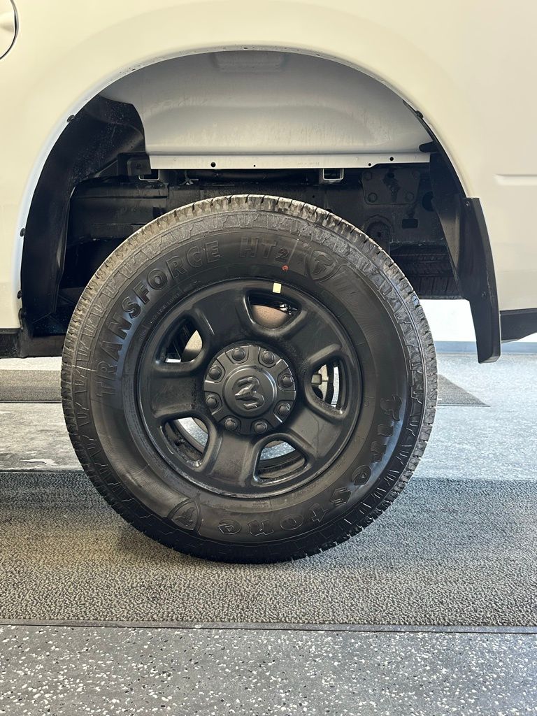2026 RAM 2500 Tradesman - Photo 8