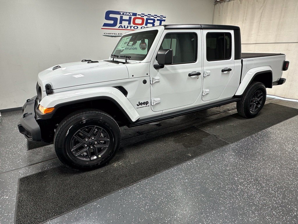 2025 Jeep Gladiator Sport S
