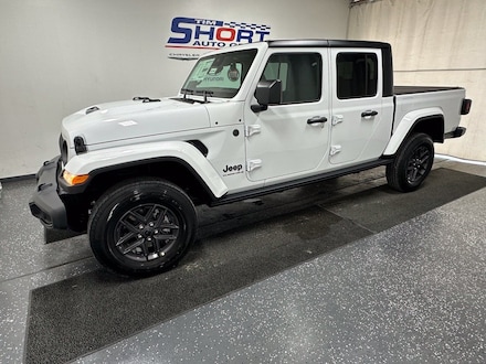 2025 Jeep Gladiator SPORT 4X4 Pickup