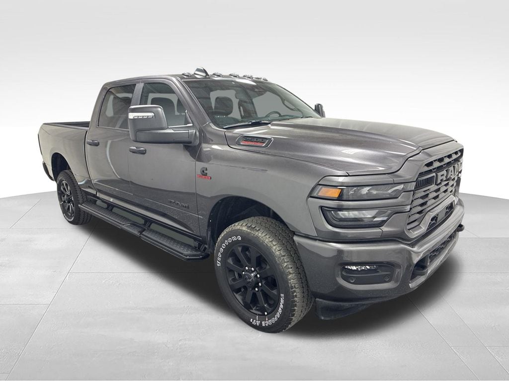 New 2025 Ram 2500 BIG HORN CREW CAB 4X4 6'4 BOX Pickup