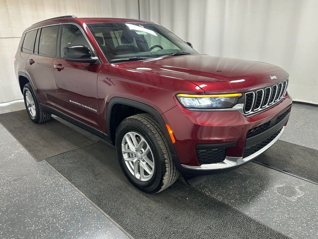 New 2025 Jeep Grand Cherokee L LAREDO X 4X4 Sport Utility