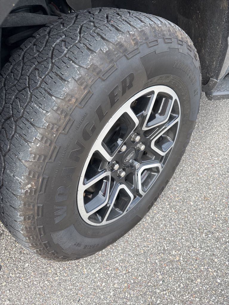 2022 Ford F-150 XLT photo 2