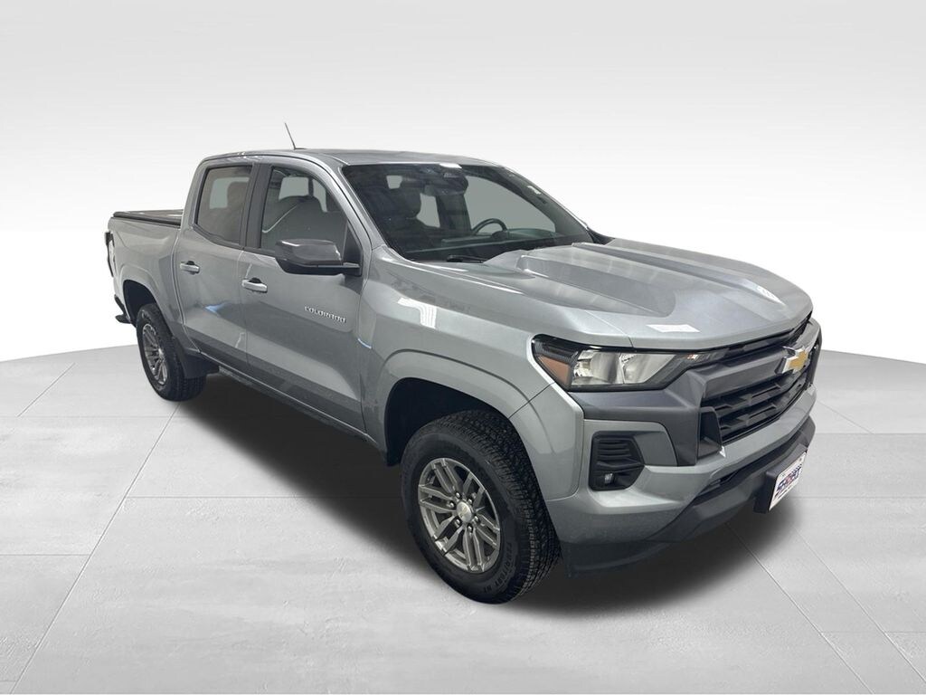 Used 2024 Chevrolet Colorado LT Truck Crew Cab