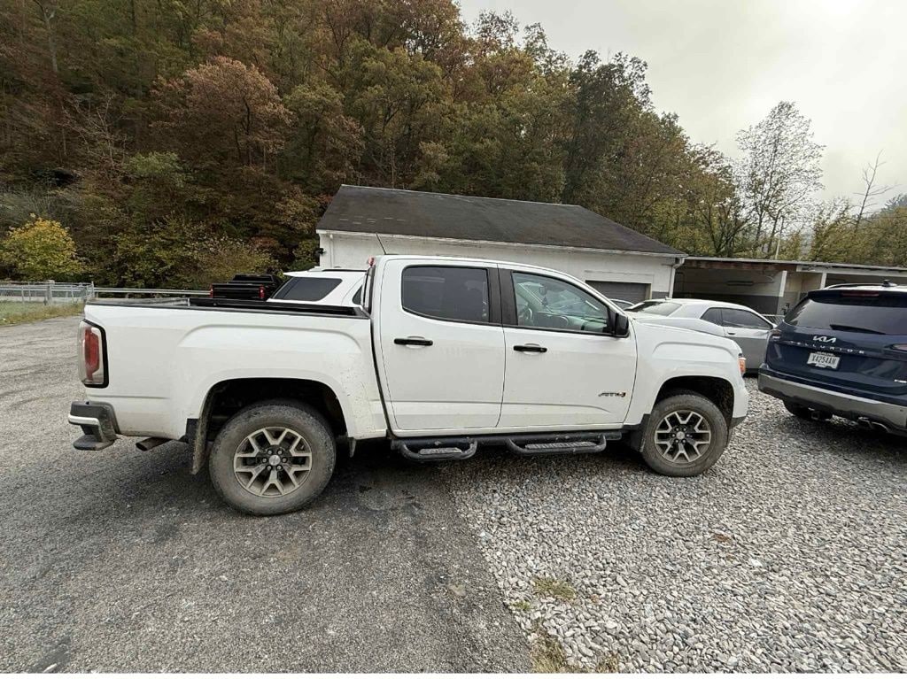 Used 2021 GMC Canyon AT4 w/Leather Truck Crew Cab