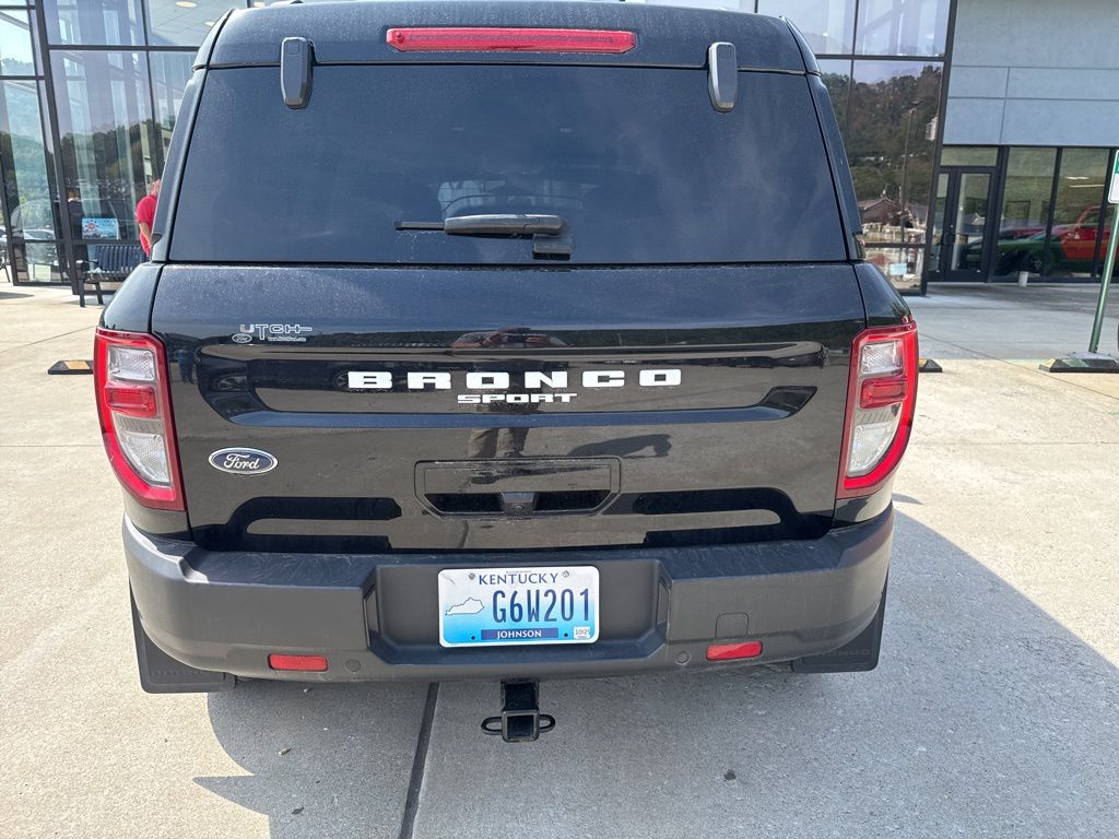 2023 Ford Bronco Sport Outer Banks photo 2