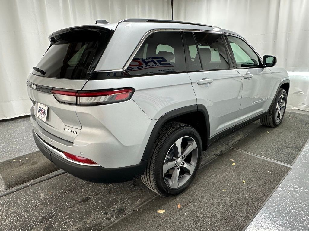 New 2025 Jeep Grand Cherokee LIMITED 4X4 Sport Utility