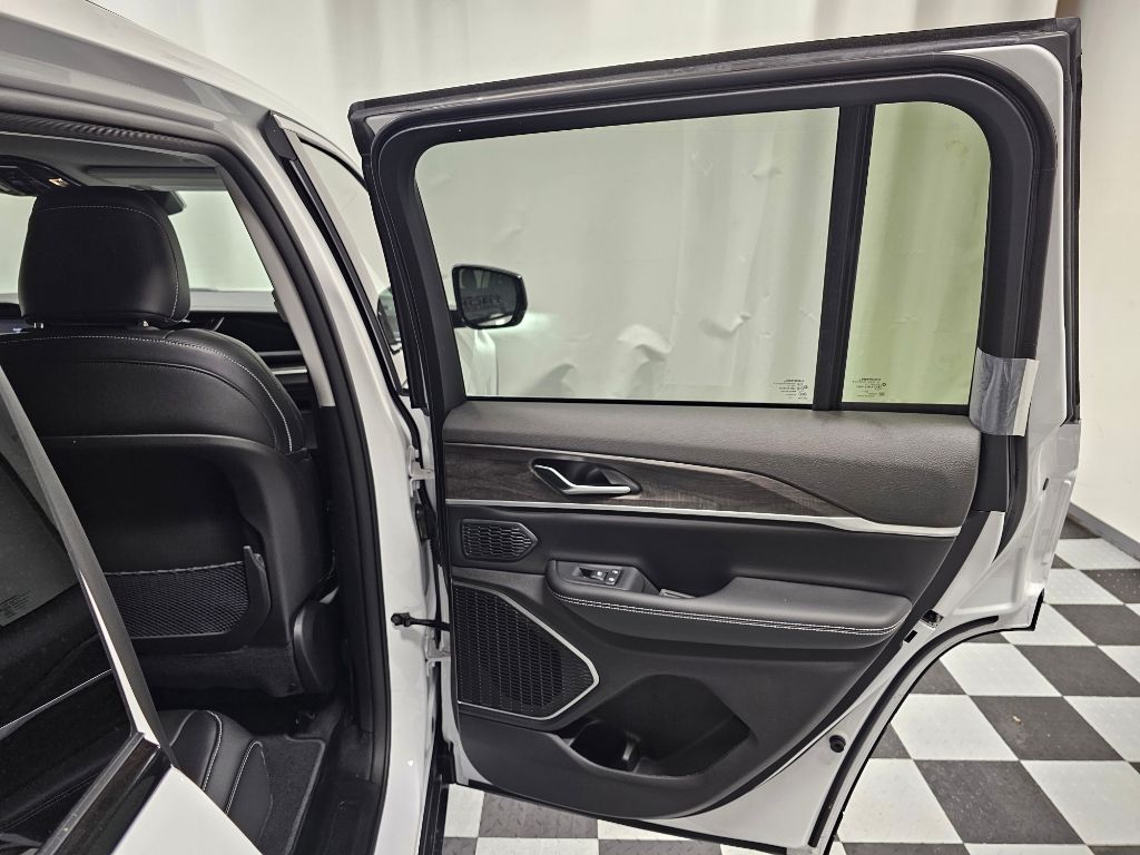 2023 Jeep Grand Cherokee 4xe - Photo 14