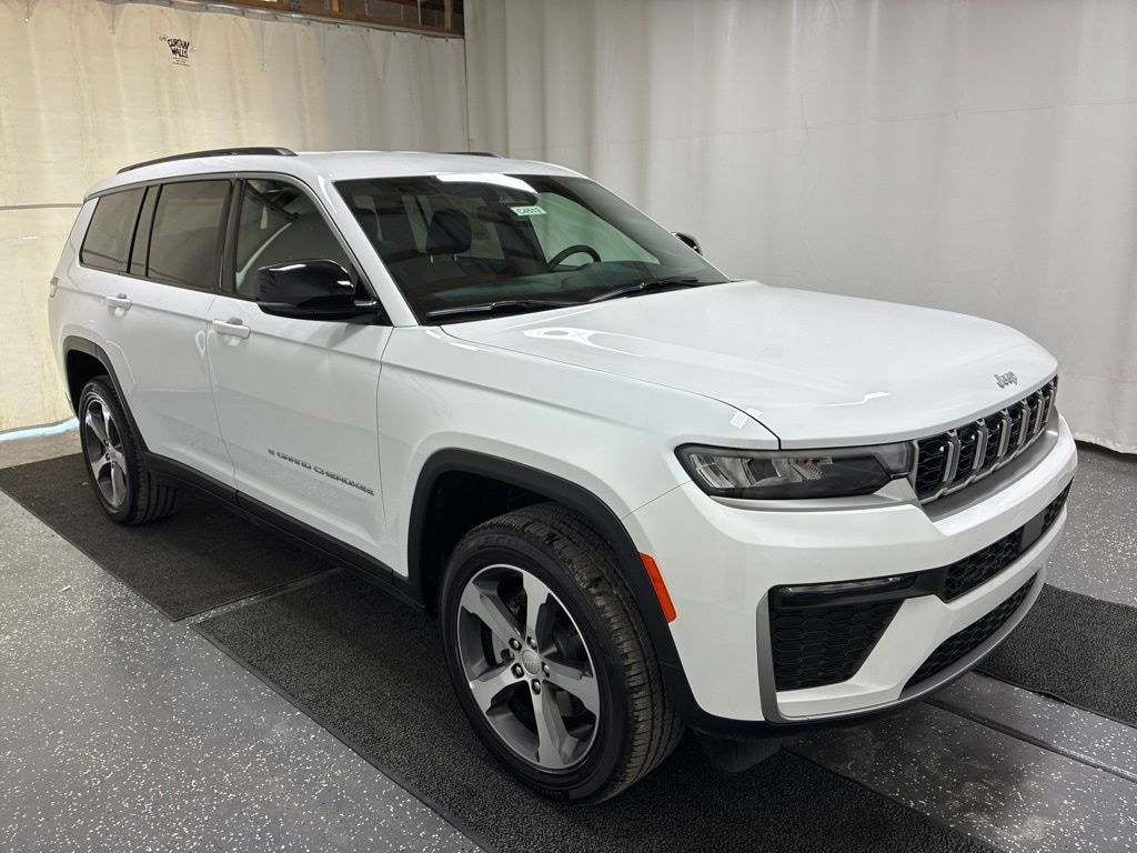 New 2026 Jeep Grand Cherokee L LIMITED 4X4 Sport Utility