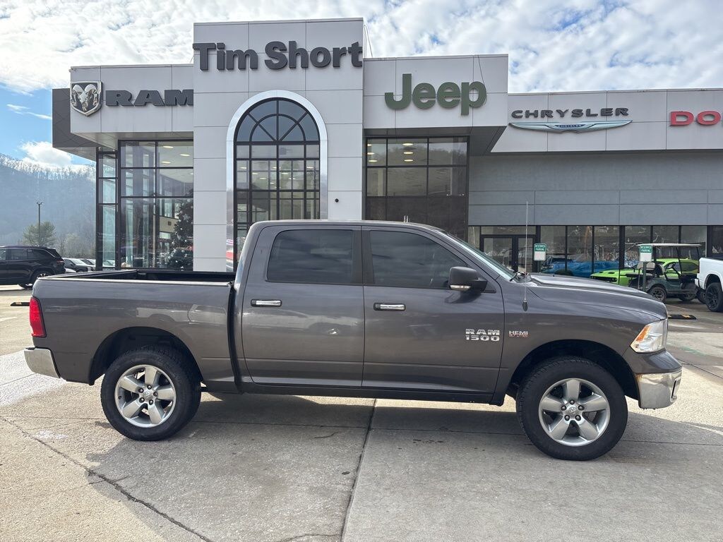 Used 2015 Ram 1500 SLT Truck Crew Cab