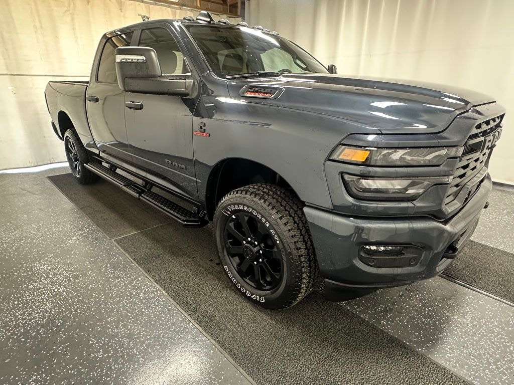 New 2026 Ram 2500 BIG HORN CREW CAB 4X4 6'4 BOX Pickup