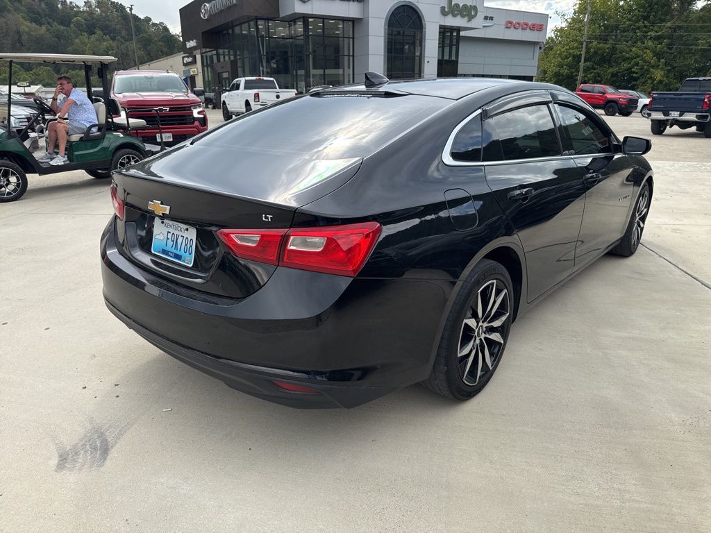 2018 Chevrolet Malibu 1LT photo 4