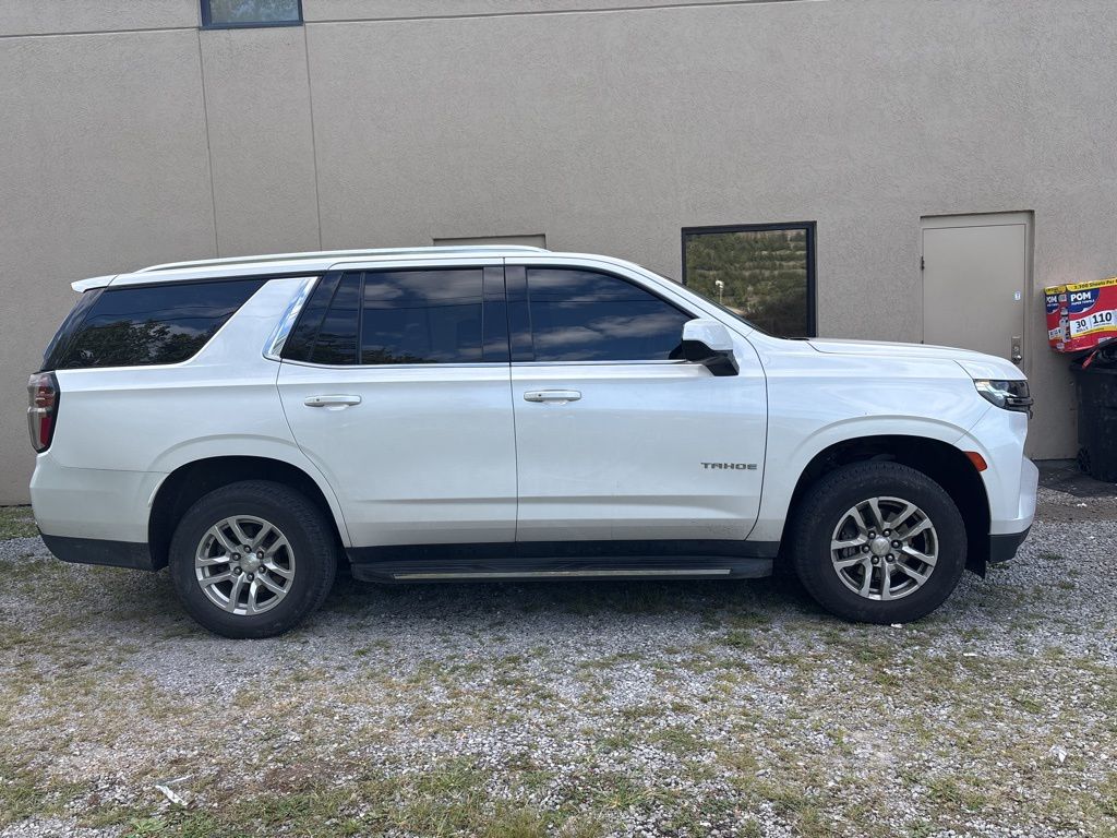2021 Chevrolet Tahoe LT photo 4