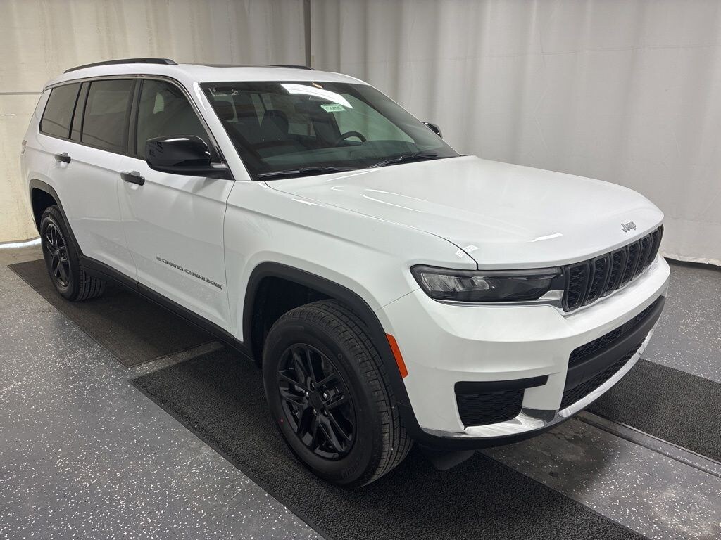 New 2026 Jeep Grand Cherokee L LAREDO X 4X4 Sport Utility