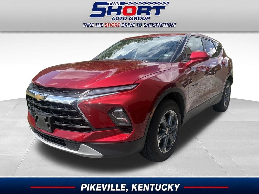 Used 2025 Chevrolet Blazer LT w/2LT SUV