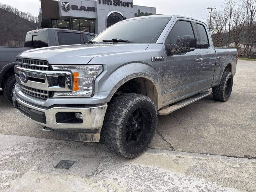 2020 Ford F-150 XLT's photo