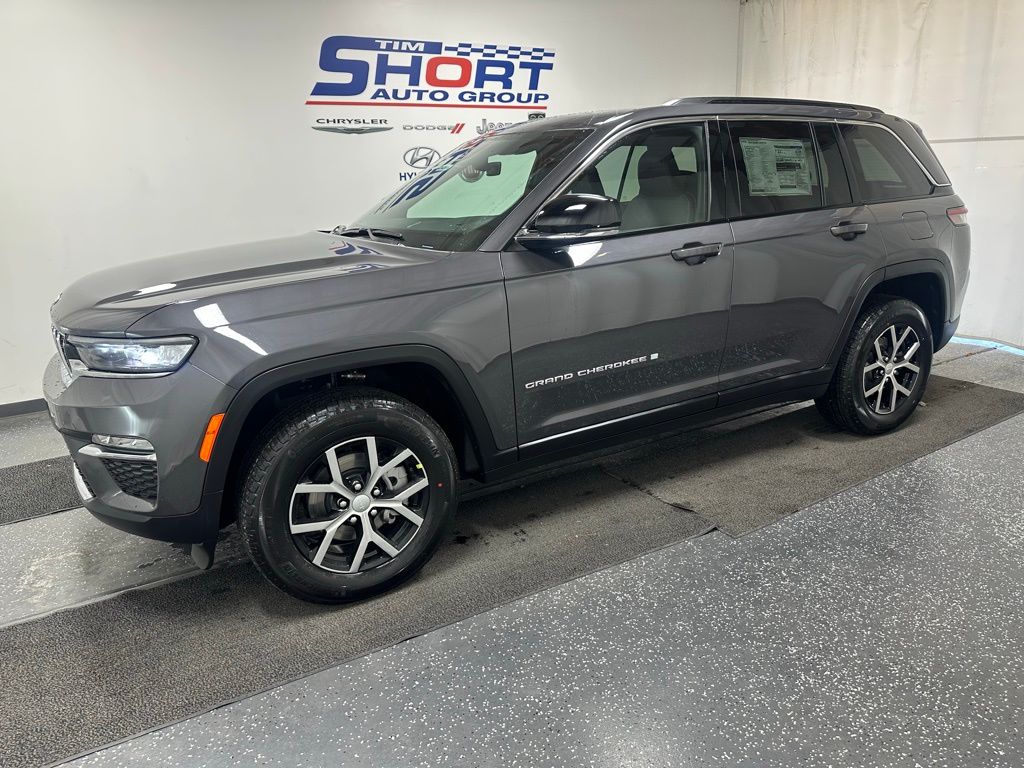 2025 Jeep Grand Cherokee Limited's photo