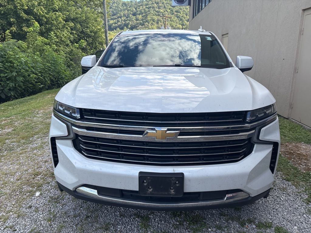2021 Chevrolet Tahoe LT photo 2