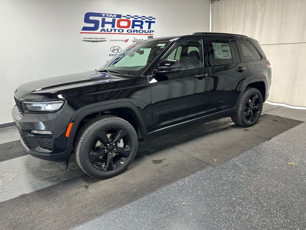 2025 Jeep Grand Cherokee Limited's photo