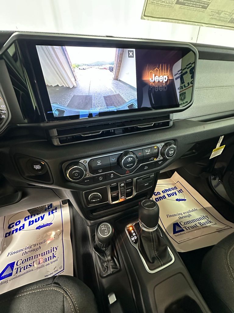 2025 Jeep Gladiator Sport S - Photo 15