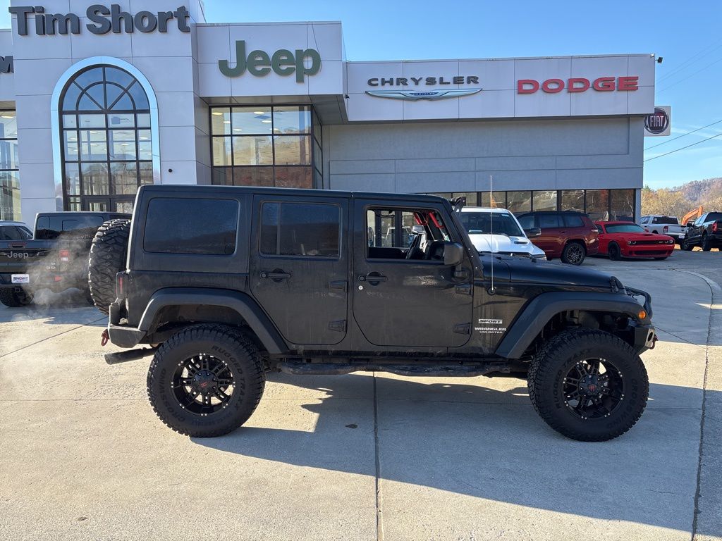 2016 Jeep Wrangler Unlimited Sport photo 4
