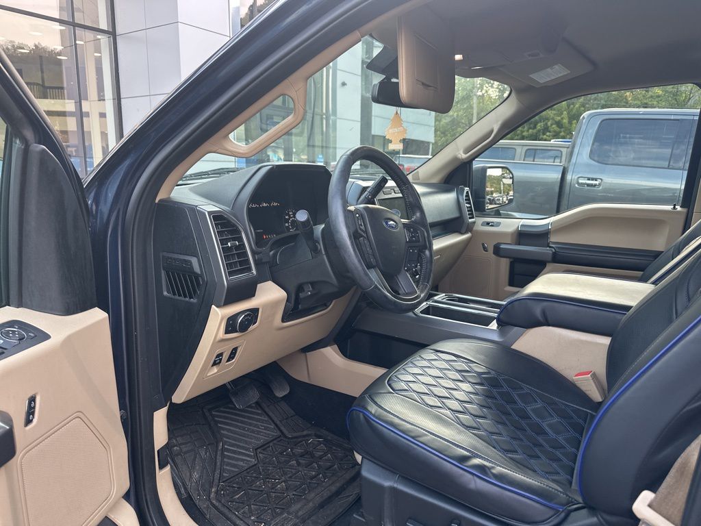 2019 Ford F-150 XLT photo 4